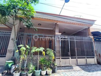 Rumah di Bulak Banteng Surabaya Utara Strategis Row Jalan Besar