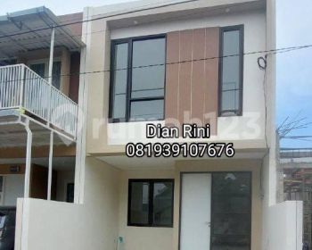 Rumah Cantik Siap Huni Modern Minimalis di Surabaya Timur